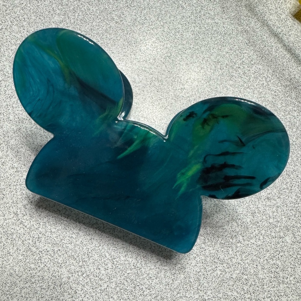 Mickey Mouse acrylic claw hair clip